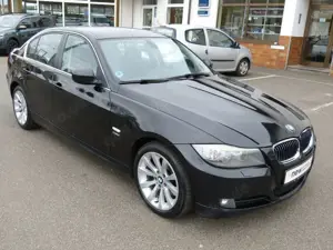BMW 330 Bild 3