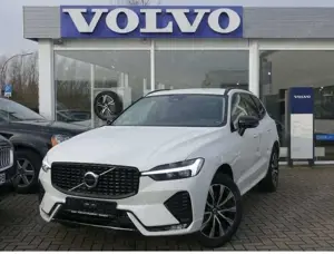 Volvo XC60 B4 D AWD Plus Dark Mild Hybrid Standhzg