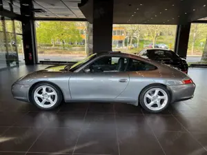 Porsche 996 Carrera Coupé*Schiebedach*Navi*Tempomat Bild 5