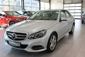 Mercedes-Benz E 350 Lim. BlueTec*RFK*GSD*Distronic*LED*