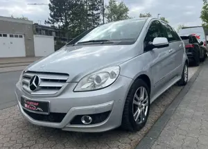 Mercedes-Benz B 200 B -Klasse B 200 CDI/Automatik/Navi
