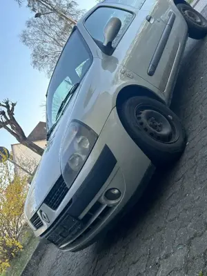 Renault Clio 1.2 16V Chiemsee Bild 2