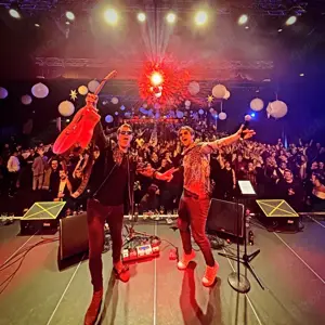 SKINNY JEANS Top40 Party- & Hochzeitsband Live-Musik & DJ Komplettpaket Bild 2