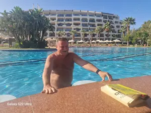 Letzte Chance Familie - Millionär sucht Frau (35 - 45) zur Familiengründung Bild 3