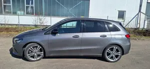Mercedes B Klasse, 1. Hand, 220 Diesel, 190 PS, sehr gepflegt, Kundendienst + TÜV NEU, Bild 2 Mercedes B Klasse, 1. Hand, 220 Diesel, 190 PS, sehr gepflegt, Kundendienst + TÜV NEU, Bild 2