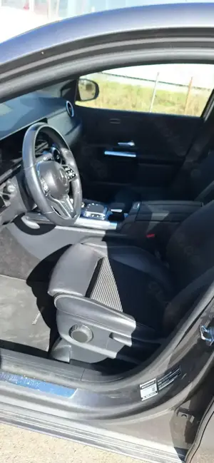 Mercedes B Klasse, 1. Hand, 220 Diesel, 190 PS, sehr gepflegt, Kundendienst + TÜV NEU, Bild 7 Mercedes B Klasse, 1. Hand, 220 Diesel, 190 PS, sehr gepflegt, Kundendienst + TÜV NEU, Bild 7