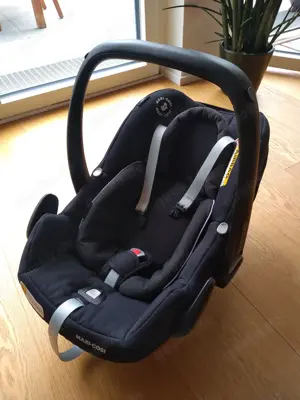 MaxiCosy Auto Kindersitz (0-1 Jahr)