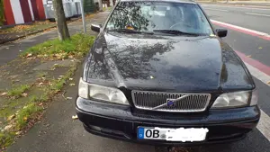 Volvo V70 Kombi, schwarz, Benziner, Euro 3, Garagenw Getriebe manuell, schaltet sauber, Bauj. 3 2000