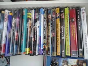 50 DVDs abzugeben Breit gemixed Genre