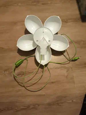 Ikea Wandleuchte Lampe Blomma weiß Blume  Bild 3