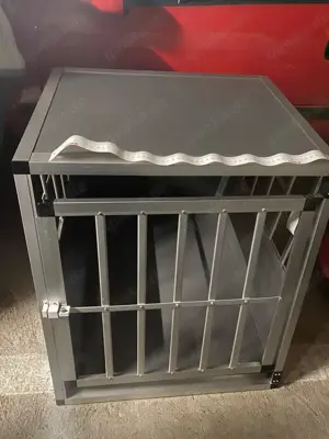 Hundebox fürs Auto