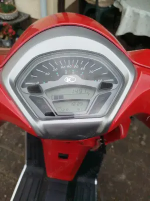 sehr schönes Roller Kymco zu verkaufen