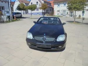 Mercedes SLK Kompressor BJ 2 2001 Km 134,000 1 Hand Schwarz 6 Gang Schaltgetriebe
