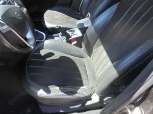 Lancia Delta Benzin 120 PS Bj 6 2011 TÜV NEU mit Scheckgheft  Bild 9