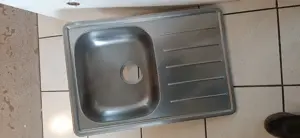 Edelstahl-Spülbecken neu