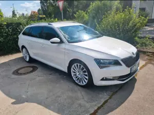Skoda Superb Superb Combi 2.0 TSI 4x4 DSG L