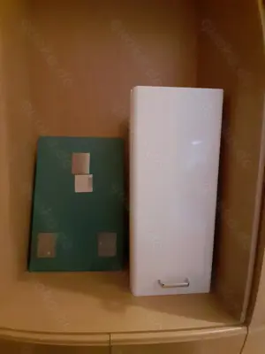 Badschrank mit Spiegel Bild 3
