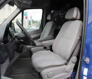 Volkswagen Crafter Kasten 35 lang L3H2 Hochdach 2.5TDI 5-Si Bild 3