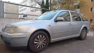Volkswagen Bora Variant 2.0 AUTOMATIK LEDER