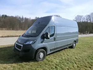Peugeot Boxer Boxer Cargo Premium BlueHDi L3 H3 Portaltüren)