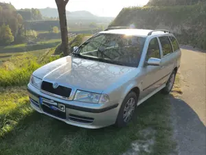 Skoda Octavia Octavia Combi 1.6 Ambiente