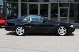 Mercedes-Benz SL 320 3.2 V6 / NAPPA-HELIOS / Verdeck schwarz Bild 4