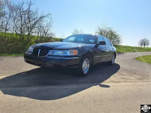Lincoln Town Car