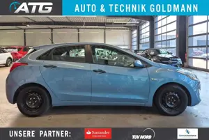 Hyundai i30 CLASSIC KLIMA SOMMER/WINTERRÄDER TÜV NEU 1HD