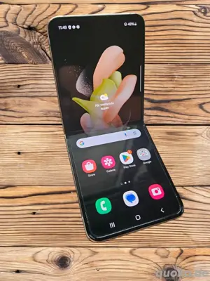 Samsung Galaxy z Flip 4 128GB