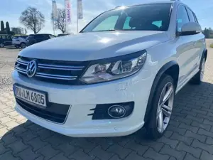 Volkswagen Tiguan 2,0 TDi R -Line 4 MATIC AHK SHZ NAVi ALU