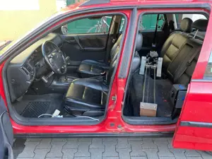 Opel Vectra 2.0 Caravan CD Exklusiv Automatik TÜV Neu Bild 4