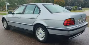 BMW 735 735i  lückenlos nur beim BMW Vertragsh. service Bild 3