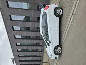 Ford Fiesta Celebration Bild 4