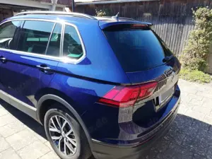Volkswagen Tiguan Tiguan Diesel 2.0 TDI SCR (BlueMoti) Comfortline Bild 3