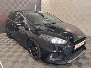 Ford Focus RS *SONY PREMIUM*4AWD-RECARO-R.KAM-LED-LM