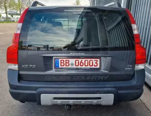 Volvo XC70 2.4 D 4x4/TÜV 12.26/AUTOMATIK/LEDER/AHK Bild 5