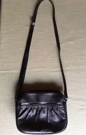Damen-Umhängetasche Handtasche Zipperbag Hato Hasi Venus 