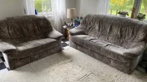 Sofa Velour 2Sitzer und 3Sitzer Wohnzimmer, ZU VERSCHENKEN BIS ENDE OKTOBER