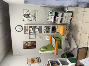 Freie Fläche im Friseursalon!  Fusspflege incl.erhaltene kundschaft Kosmetik- & Nagelstudio 