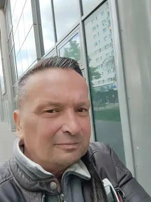 Ich M suche W für intensive erotische sinnliche Momente.