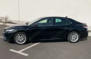Toyota Camry Hybrid Bild 2