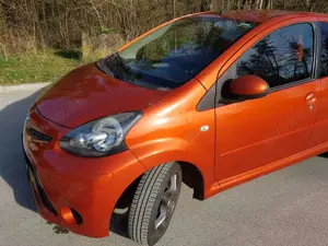 Toyota Aygo Aygo Cool and Connect Bild 3
