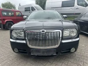 Chrysler 300C 3.0 CRD Bild 2