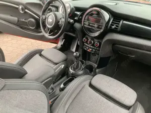 MINI Cooper 1.5 Colour Line aus 1.Hand Bild 5
