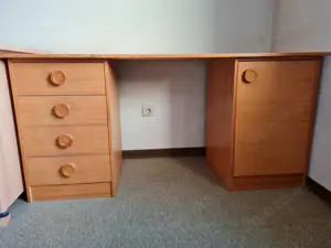 Schreibtisch für Kinder