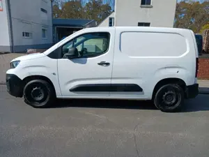 Peugeot Partner Premium L1 1.HAND KLIMA KAMERA SERV TUV