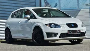 SEAT Leon FR MFL Shzg EFH Motorüberholt Navi Klima PD