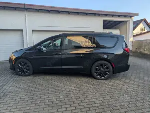 Chrysler Pacifica Limited S/360°/Navi/AHK/CLEAN-Carfax