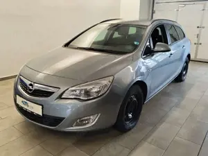 Opel Astra J Sports Tourer 1.7 CDTI Design Edition