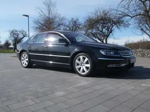 Volkswagen Phaeton Phaeton 4.2 V8 4MOTION Automatik (5 Sitzer)